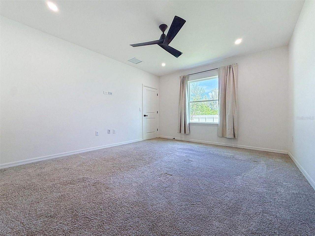 805 Whispering Pines Road, Cape Coral, FL 33993 Photo