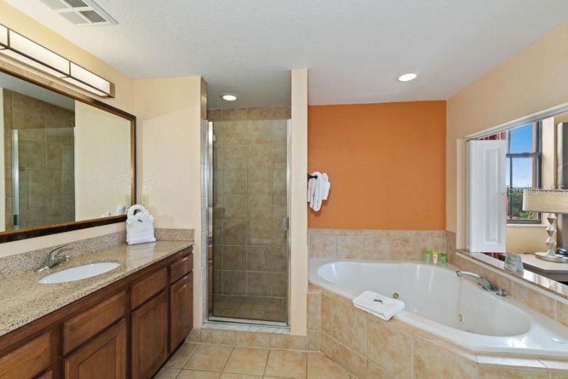 12538 Floridays Resort Drive, Unit 604C, Orlando, FL 32821 Photo
