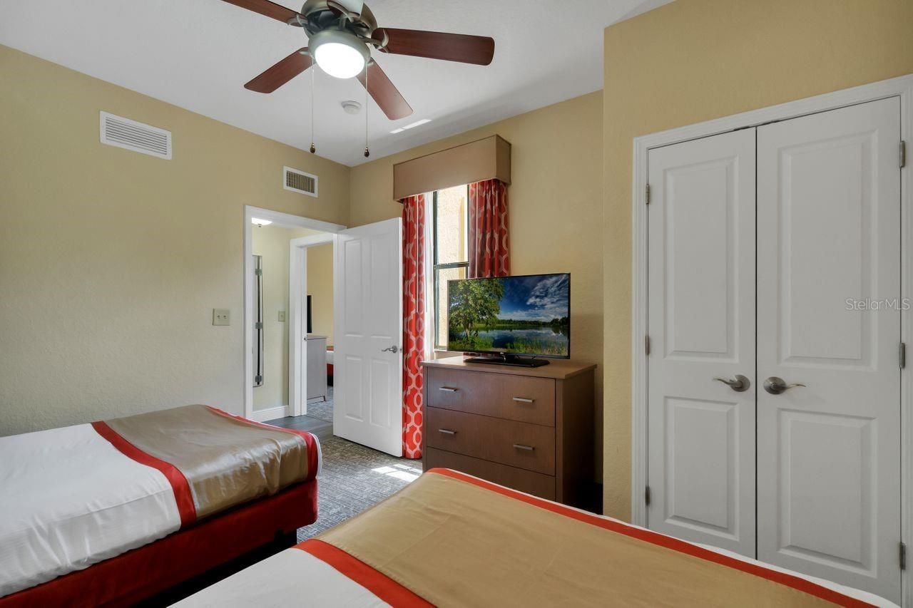 12538 Floridays Resort Drive, Unit 604C, Orlando, FL 32821 Photo