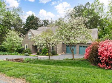227 FLAGSTONE TER, Charlottesville, VA 22902