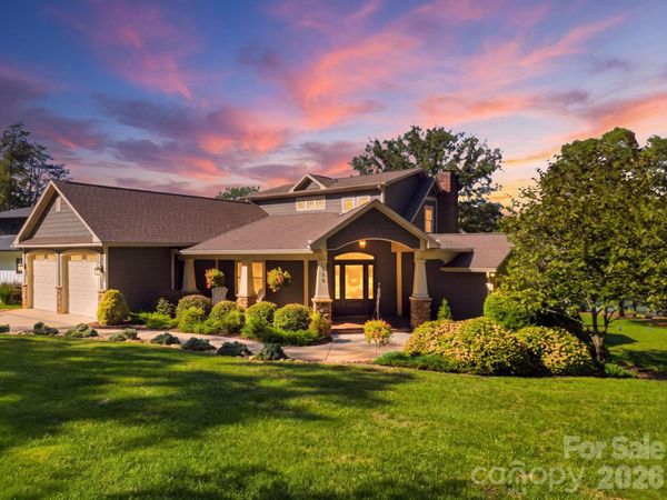 132 Lucent Lane, Mooresville, NC 28117