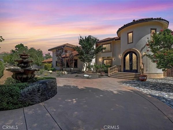 462 Pomello, Claremont, CA 91711