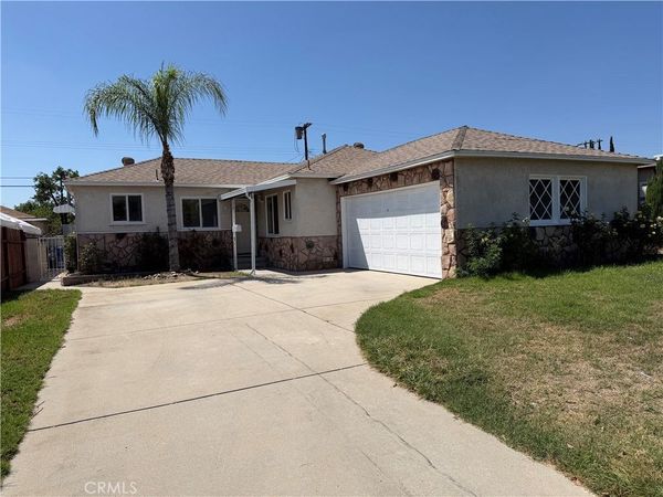 9065 Canterbury Avenue , Arleta, CA 91331