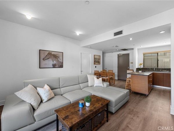 1700 Sawtelle Boulevard, Unit 317, Los Angeles, CA 90025