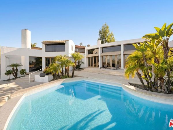 11975 Crest Place, Beverly Hills, CA 90210