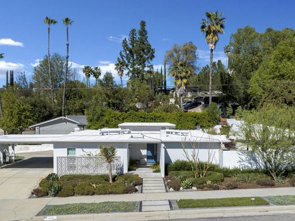 4500 Stark Avenue, Woodland Hills, CA 91364