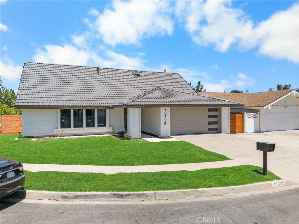 15335 Seine Circle, Irvine, CA 92604 Main Photo