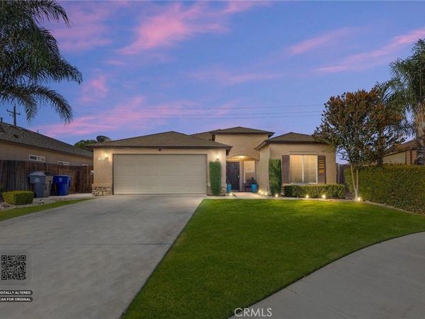 402 Dagenham Court, Bakersfield, CA 93307