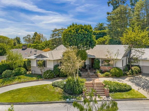 676 Elkins Road, Los Angeles, CA 90049