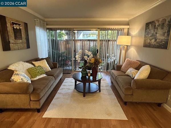 34 Massolo Dr, Unit B, Pleasant Hill, CA 94523