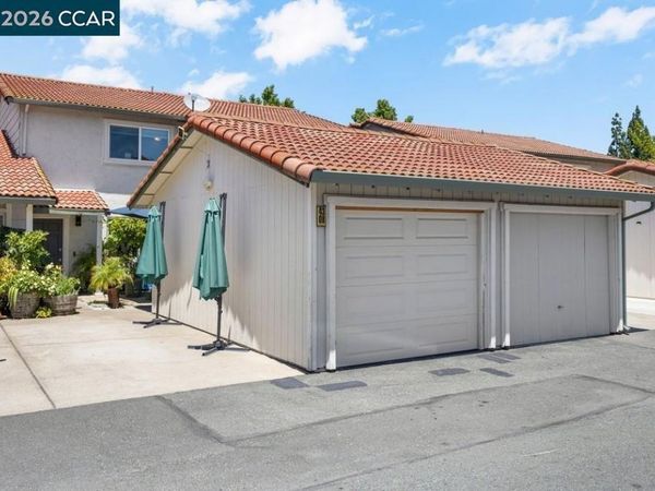 4308 Saint Charles Pl, Concord, CA 94521