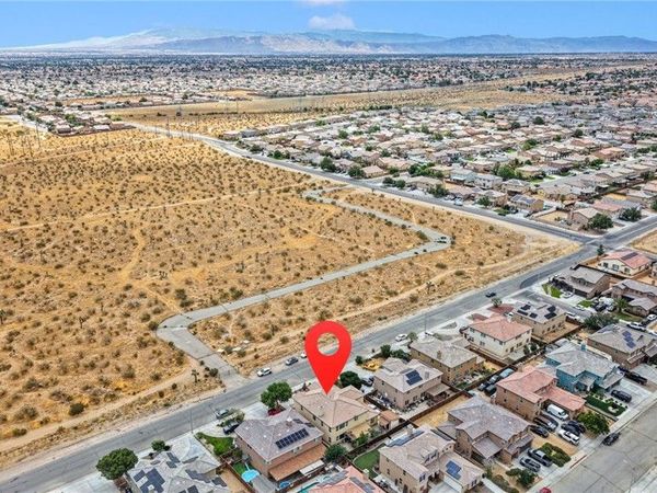 13792 Mesa Linda Avenue, Victorville, CA 92392
