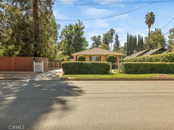 419 Walnut Avenue, Redlands, CA 92373