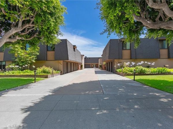 530 Fairview Avenue, Unit 14, Arcadia, CA 91007