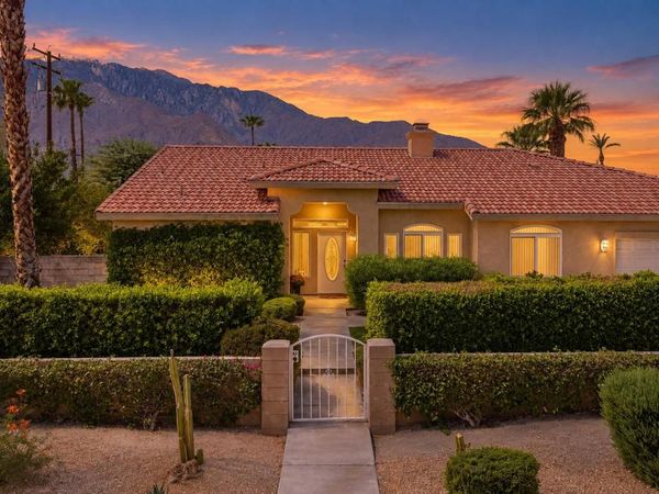 2123 E Nicola Road E, Palm Springs, CA 92262