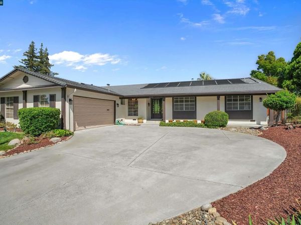 2975 Graymont Ct, Concord, CA 94518