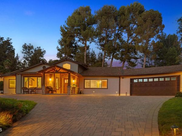 15 Ramona Place, Camarillo, CA 93010
