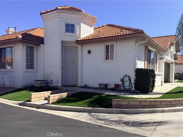 650 Bermuda Drive, Hemet, CA 92543