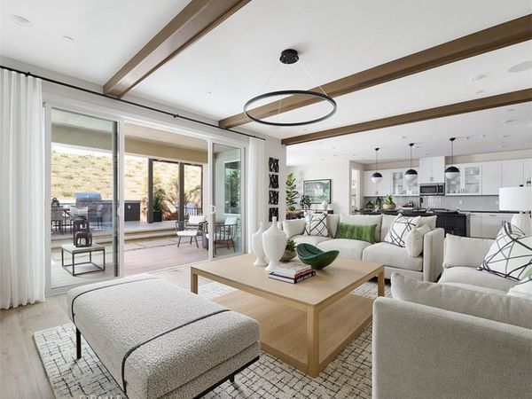 28216 Glory Place, Canyon Country, CA 91350