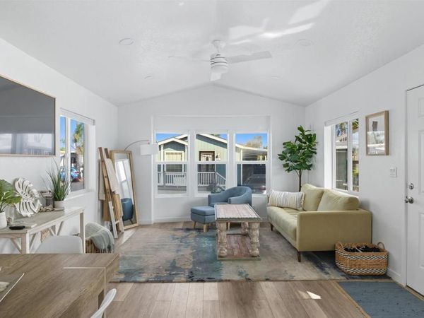 6550 Ponto Drive, Unit 14, Carlsbad, CA 92011