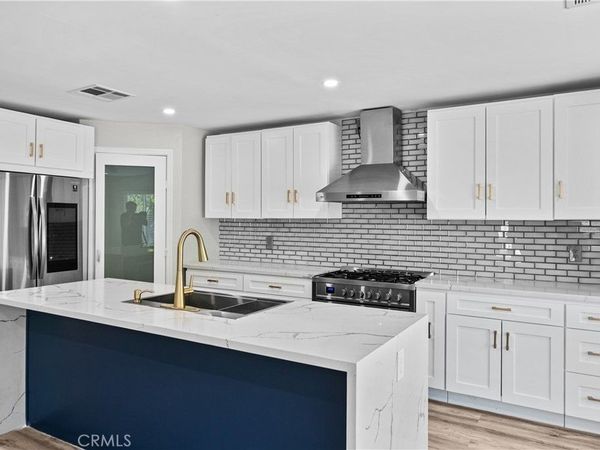 23777 Mulholland, Unit 9, Calabasas, CA 91302