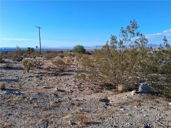 111 Morning Dr., 29 Palms, CA 92277