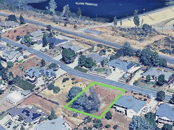4403 Sierra Del Sol, Paradise, CA 95969