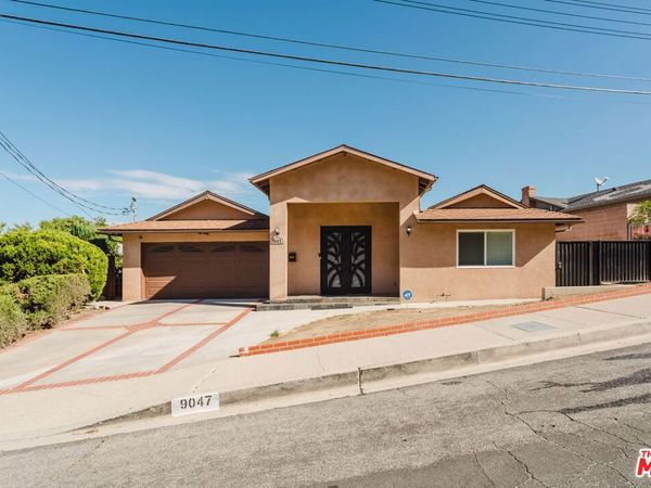 9047 Riderwood Drive, Sunland, CA 91040