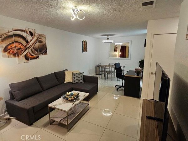 2857 N Los Felices, Palm Springs, CA 92262