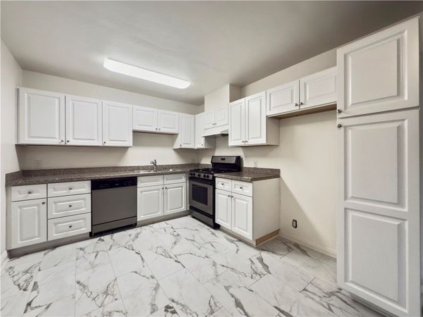 1908 Gardena Avenue, Unit 11, Glendale, CA 91204