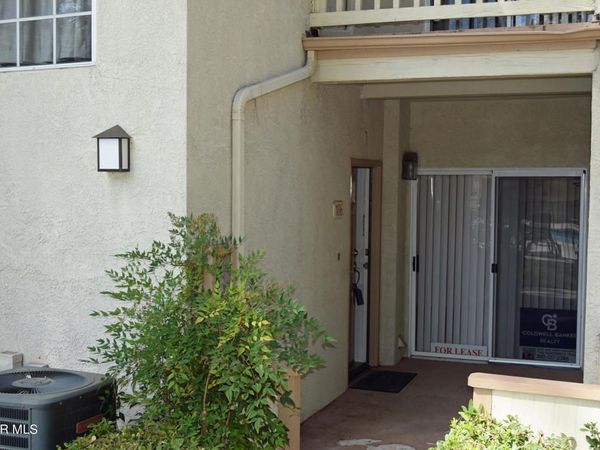 668 Oak Run Trail, Unit 106c, Oak Park, CA 91377
