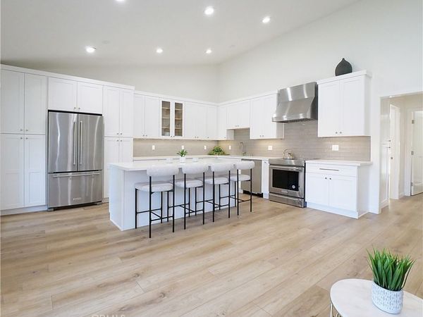 822 Camino Real #202, Redondo Beach, CA 90277
