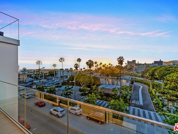 1705 Ocean Avenue, Unit 405, Santa Monica, CA 90401