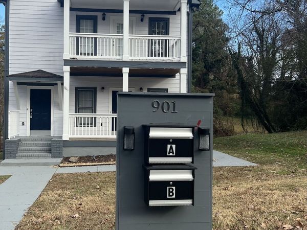 901 Hall Street NW, Atlanta, GA 30318