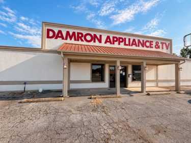 593 W Kentucky Drive, La Center, KY 42056