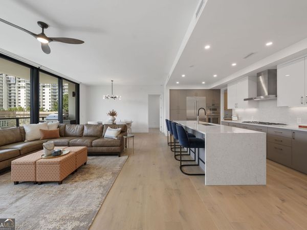 2425 Peachtree Road NE, Unit 511, Atlanta, GA 30305
