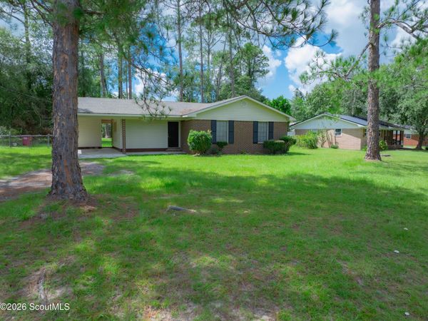 900 Burney Branch Circle , Blackshear, GA 31516