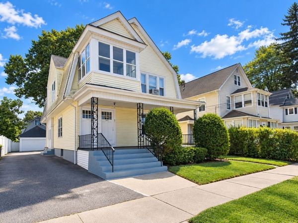 43-45 Gold St, Springfield, MA 01107