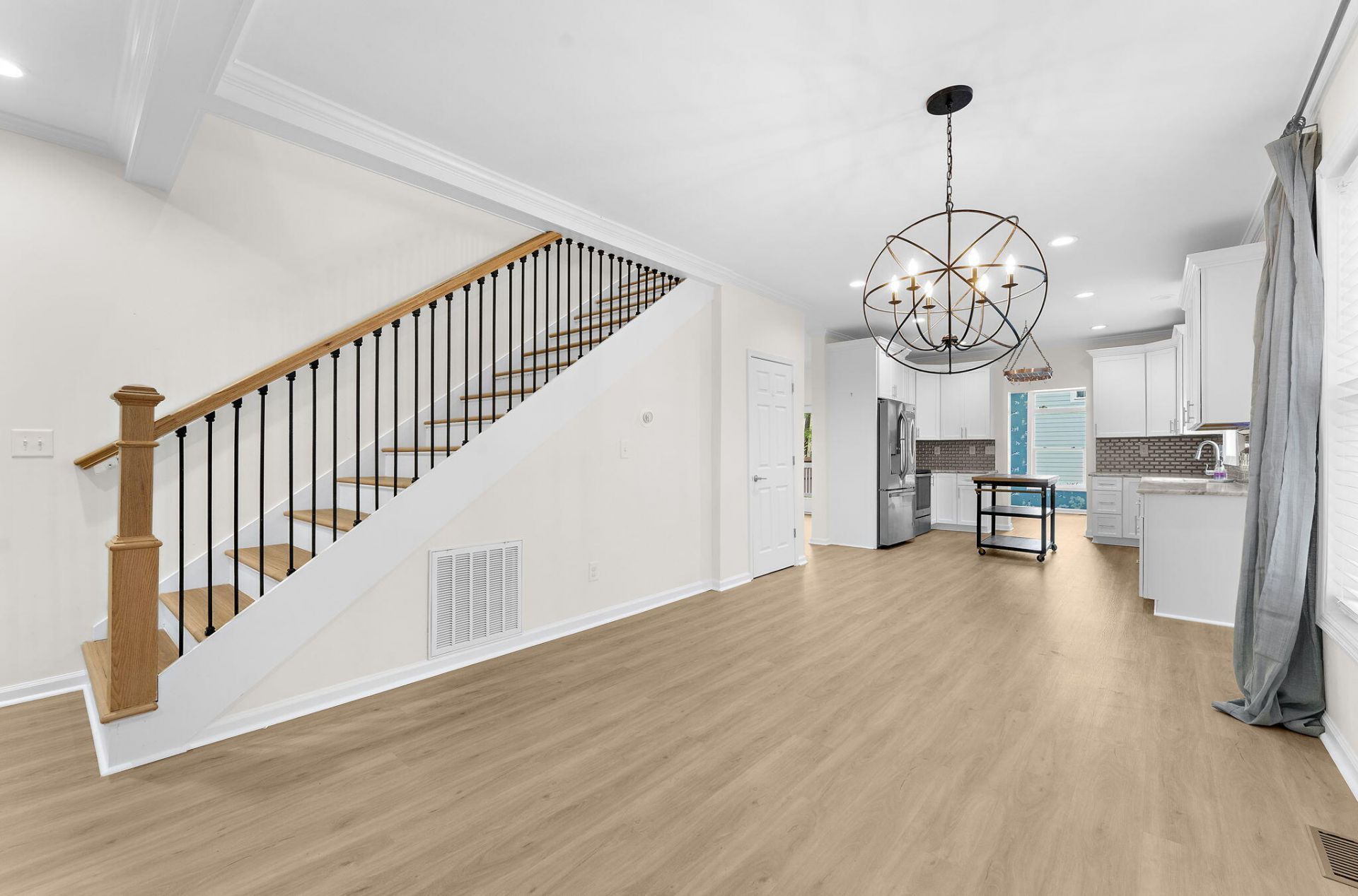 108 Lowndes Lane Photo 14