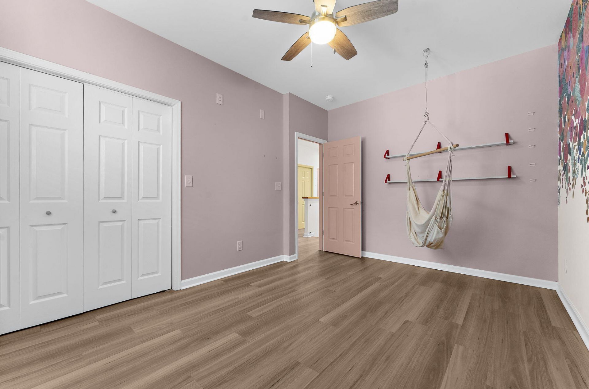 108 Lowndes Lane Photo 38