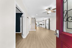 108 Lowndes Lane photo 4