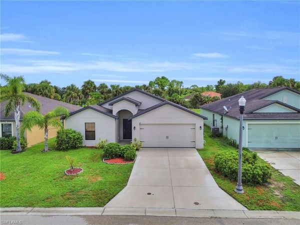 169 Shadow Lakes DR, LEHIGH ACRES, FL 33974
