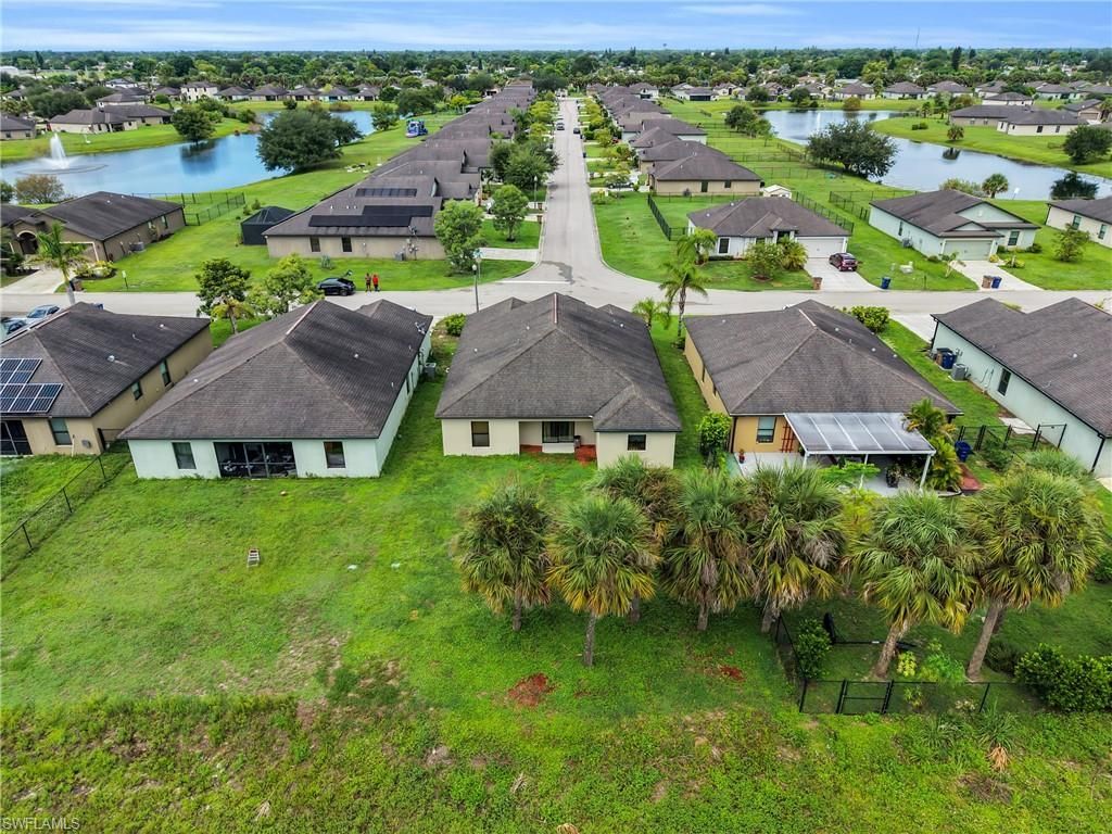 169 Shadow Lakes Dr, Lehigh Acres, FL 33974 Photo