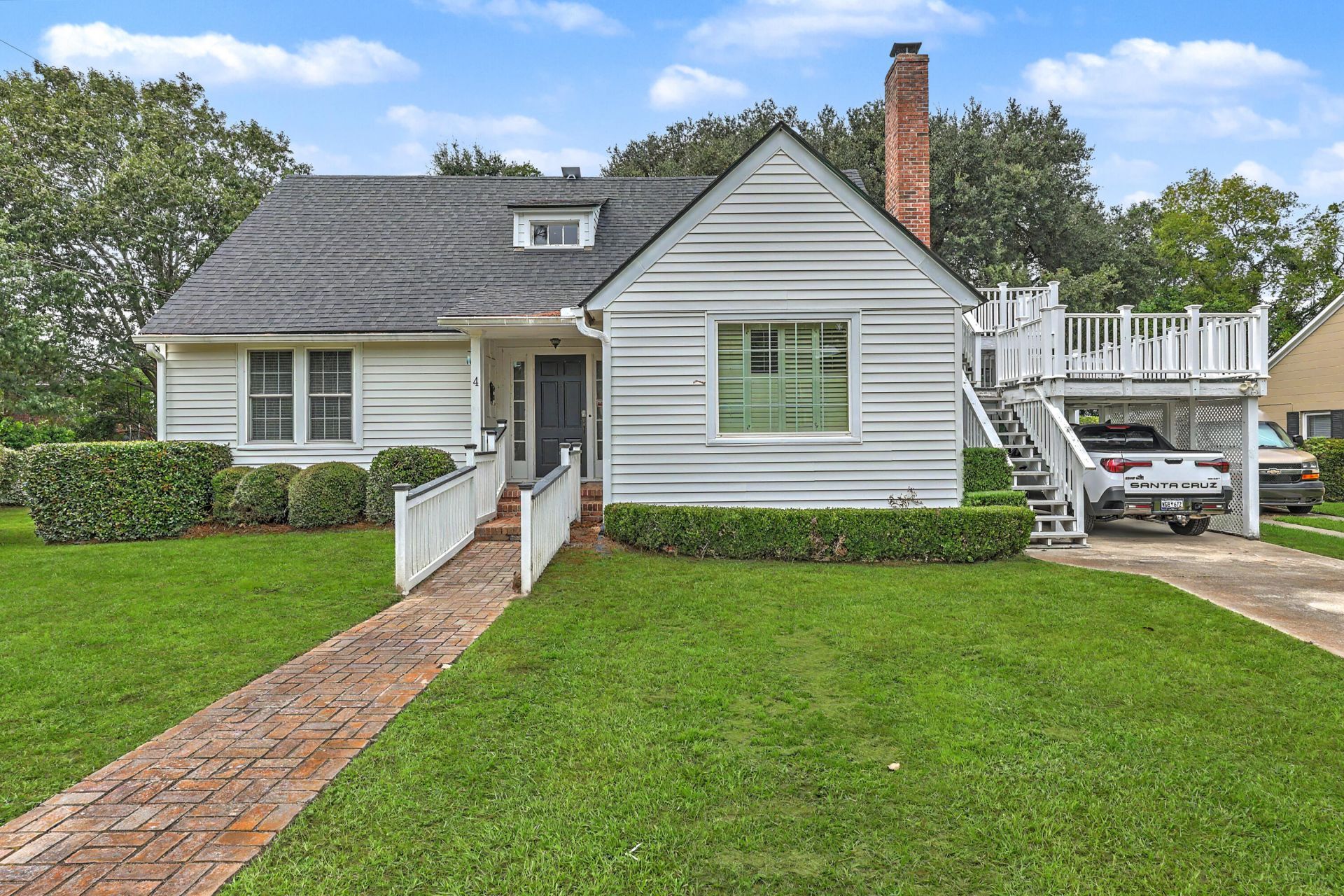 4 Oakdale Place  Photo 4
