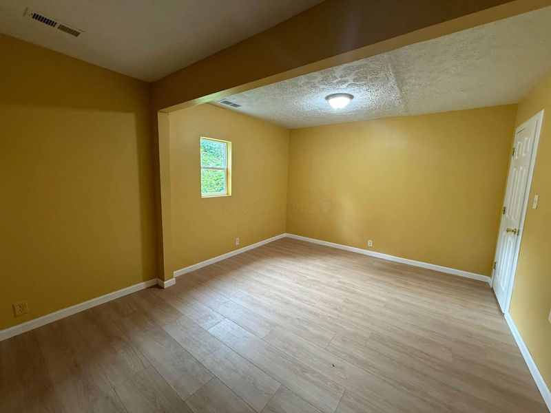1404 S Waggoner Road, Reynoldsburg, OH 43068 Photo 18