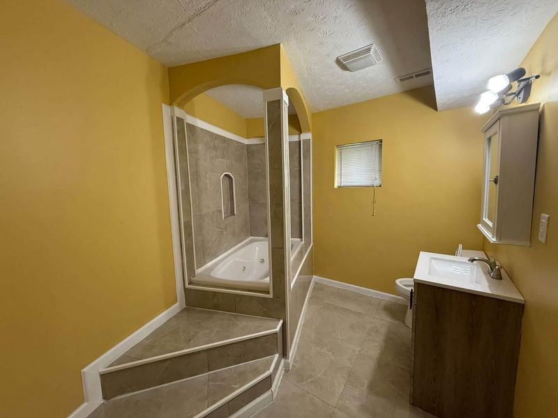 1404 S Waggoner Road, Reynoldsburg, OH 43068 Photo 21