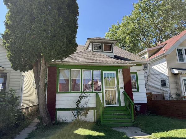 3839 N 3rd STREET, Milwaukee, WI 53212
