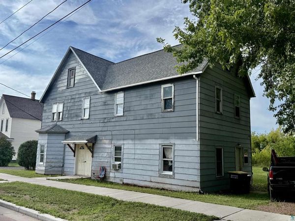 609 St Claire Street, Ashland, WI 54806