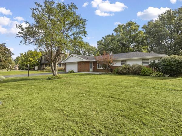 13057 S 71st Avenue, Palos Heights, IL 60463
