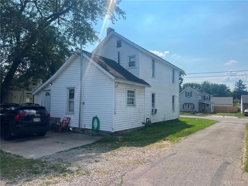 192 Latourette Street, Marion, OH 43302 Photo 4